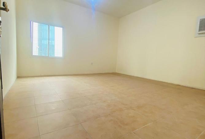 967993 - Property Image 2