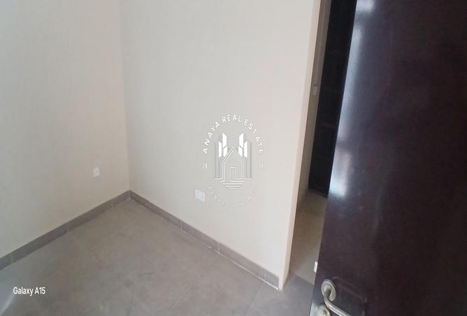 978162 - Property Image 3