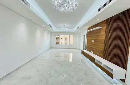 Apartment - 3 Bedrooms - 4 Bathrooms for sale in East Porto Drive - Porto Arabia - The Pearl Island - Doha
