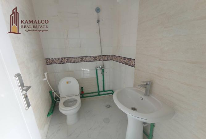 932172 - Property Image 2