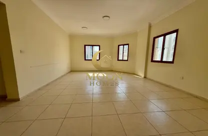 Apartment - 3 Bedrooms - 3 Bathrooms for rent in Al Mansoura - Al Mansoura - Doha