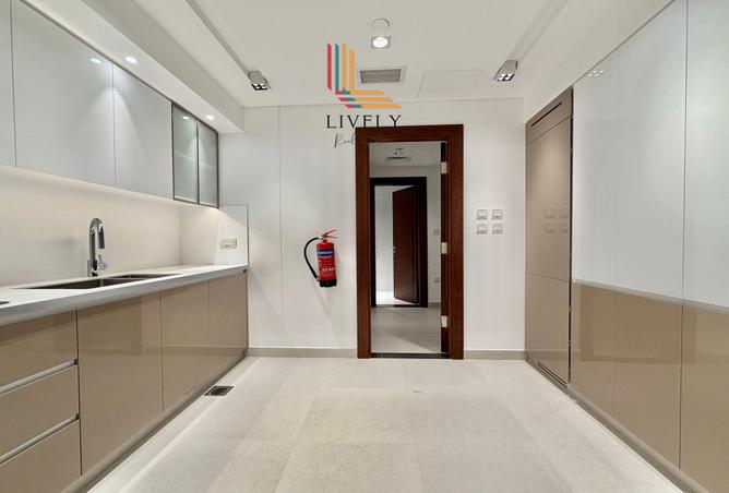 994427 - Property Image 3