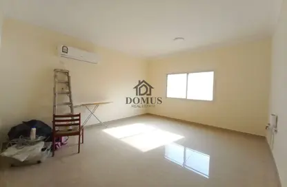 Apartment - 2 Bedrooms - 2 Bathrooms for rent in Thabit Bin Zaid Street - Al Mansoura - Doha
