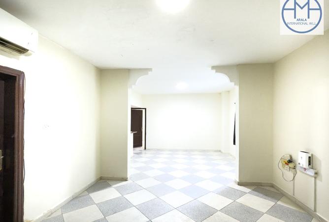 982743 - Property Main Image