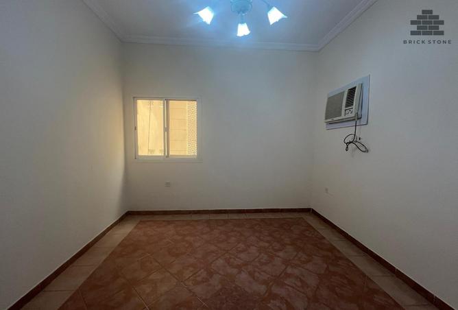 913414 - Property Image 3
