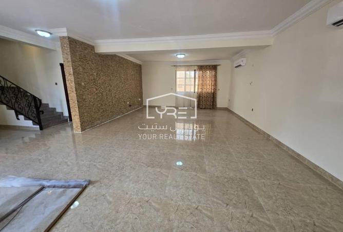 953309 - Property Image 2