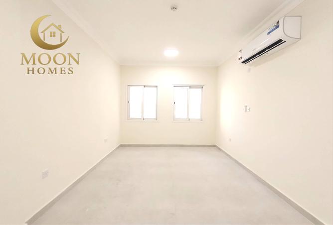 983767 - Property Main Image