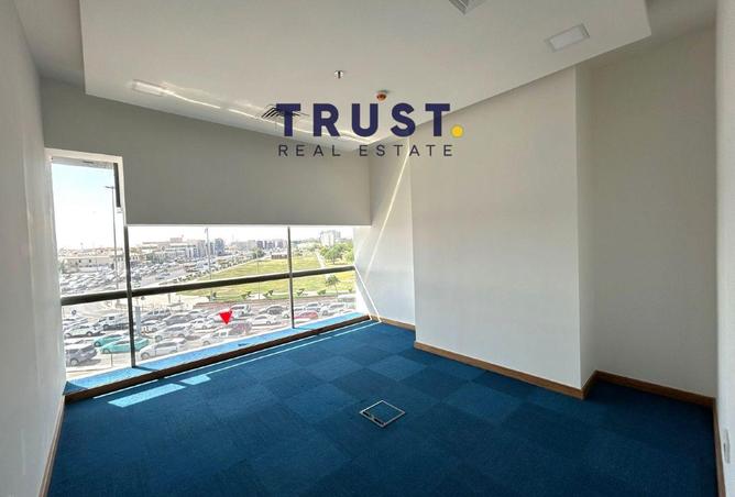 943792 - Property Image 2