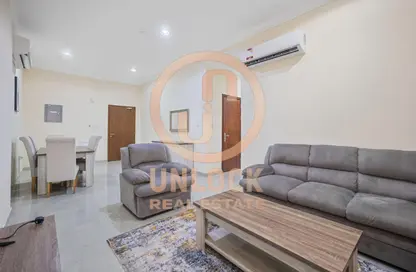Apartment - 2 Bedrooms - 2 Bathrooms for rent in Alfardan Plaza - Al Sadd - Al Sadd - Doha