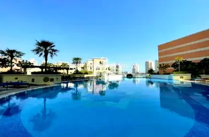 Apartment - 3 Bedrooms - 4 Bathrooms for rent in Viva West - Viva Bahriyah - The Pearl Island - Doha