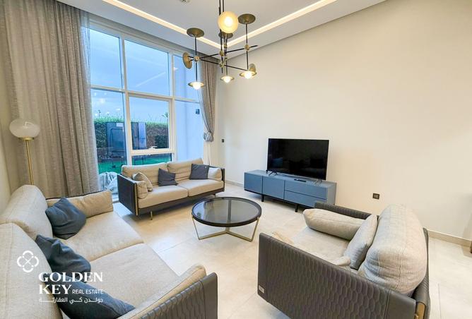 991292 - Property Image 2