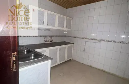 Apartment - 2 Bedrooms - 2 Bathrooms for rent in Madinat Khalifa - Doha