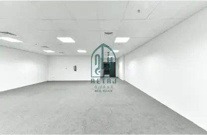 Office Space - Studio - 1 Bathroom for rent in Muntazah 7 - Al Muntazah - Doha