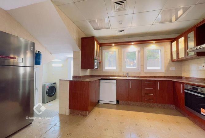 950656 - Property Image 2