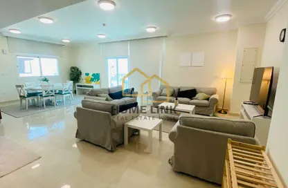 Apartment - 2 Bedrooms - 3 Bathrooms for rent in Fox Hills South - Fox Hills - Lusail