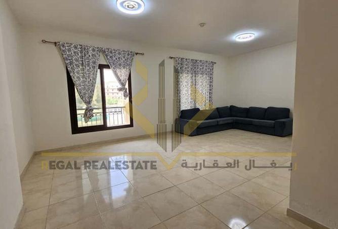 975052 - Property Image 3