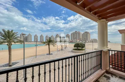 Balcony image for: Townhouse - 2 Bedrooms - 2 Bathrooms for rent in Tower 2 - Viva Bahriyah - The Pearl Island - Doha, Image 1