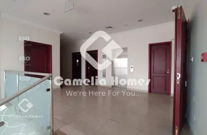 Compound - 3 Bedrooms - 4 Bathrooms for rent in Umm Al Seneem Street - Ain Khaled - Doha