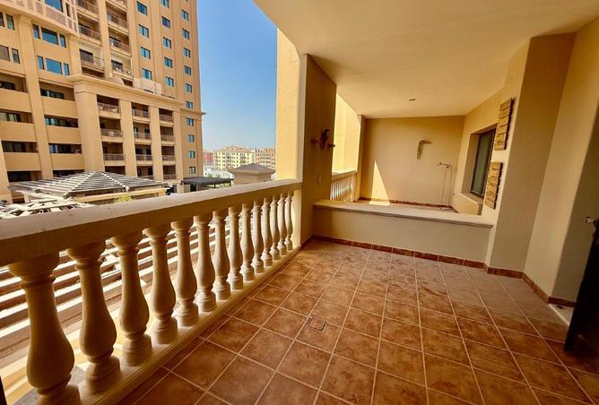 953205 - Property Image 2