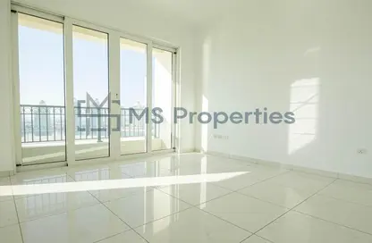 Apartment - 3 Bedrooms - 4 Bathrooms for sale in Viva East - Viva Bahriyah - The Pearl Island - Doha
