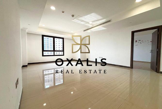 965392 - Property Image 2