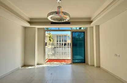 Apartment - 1 Bedroom - 2 Bathrooms for rent in Crystal Residence - Gewan Island - The Pearl Island - Doha Apartment - 1 Bedroom - 2 Bathrooms for rent in Crystal Residence - Gewan Island - The Pearl Island - Doha