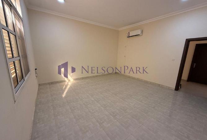 997715 - Property Image 3