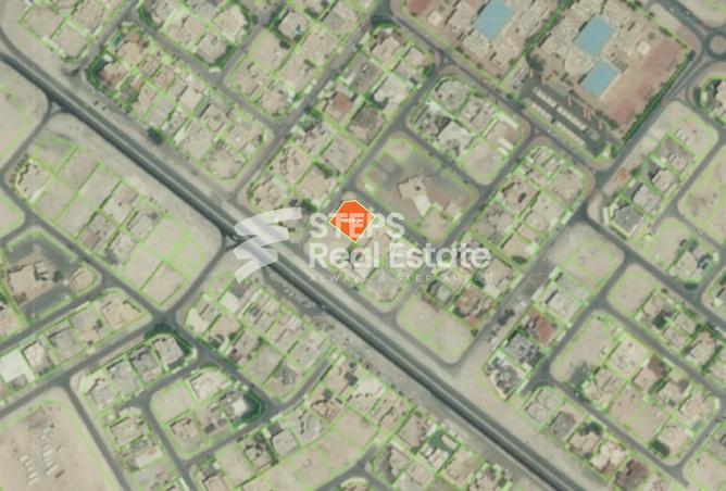 979497 - Property Image 2