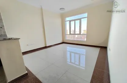 Apartment - 2 Bedrooms - 2 Bathrooms for rent in Al Mansoura - Al Mansoura - Doha