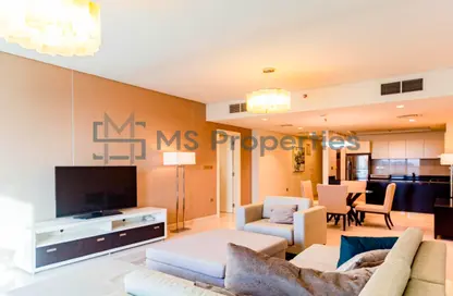 Apartment - 1 Bedroom - 2 Bathrooms for sale in Lusail Residence - Marina District - Lusail