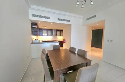 Apartment - 2 Bedrooms - 3 Bathrooms for rent in Viva West - Viva Bahriyah - The Pearl Island - Doha