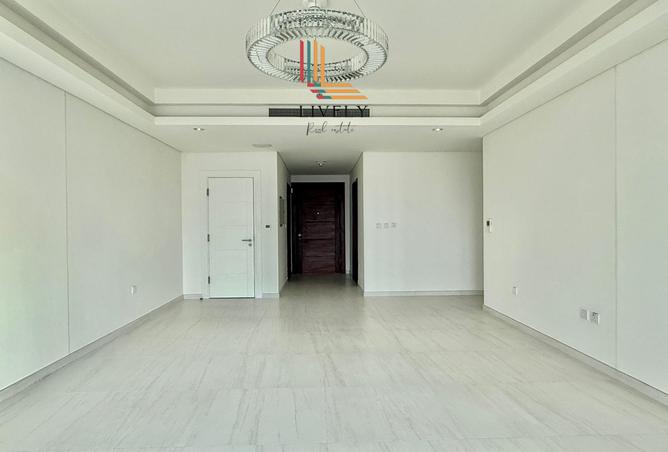 930361 - Property Image 3