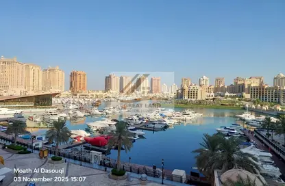 تاون هاوس - غرفة نوم - 2 حمامات للايجار في طريق بورتو الشرقي - بورتو أرابيا - جزيرة اللؤلؤة - الدوحة