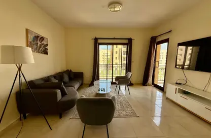 شقة - غرفة نوم - 2 حمامات للبيع في بياتزا 1 - بياتزا - فوكس هيلز - الوسيل