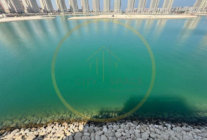 960502 - Property Image 2