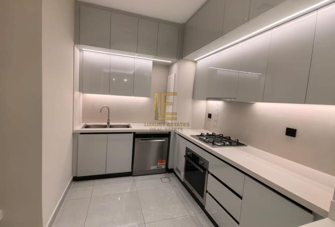 872041 - Property Image 3