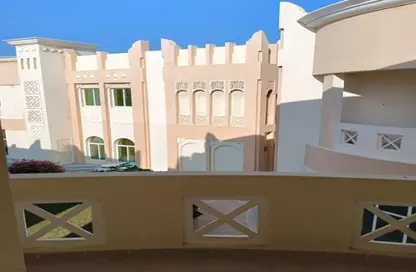 فيلا - 5 غرف نوم - 6 حمامات للايجار في فلل واست باي لاغون - وست باي لاجون - بحيرة وست لاجون - الدوحة