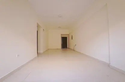 Apartment - 2 Bedrooms - 2 Bathrooms for rent in Anas Street - Fereej Bin Mahmoud North - Fereej Bin Mahmoud - Doha