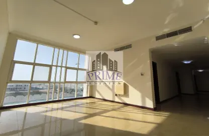 شقة - 3 غرف نوم - 3 حمامات للايجار في شارع السد - السد - الدوحة