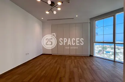 Apartment - 2 Bedrooms - 3 Bathrooms for rent in Floresta Gardens - Floresta Gardens - The Pearl Island - Doha