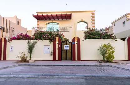 Villa - 5 Bedrooms - 5 Bathrooms for rent in Bu Hamour Street - Abu Hamour - Doha