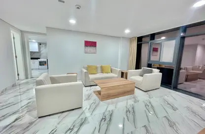Apartment - 2 Bedrooms - 3 Bathrooms for rent in Izghawa - Izghawa - Doha