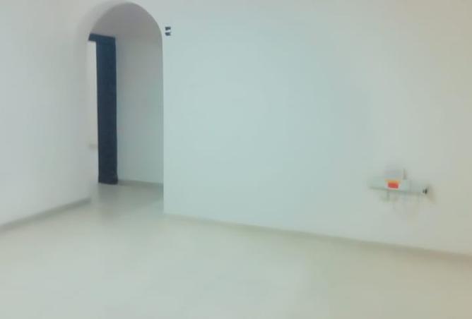 1001589 - Property Image 2