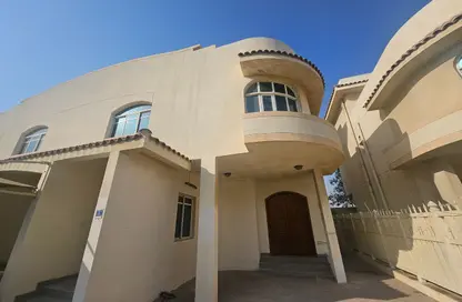 Compound - 4 Bedrooms - 4 Bathrooms for rent in Al Hadara Street - Al Thumama - Doha