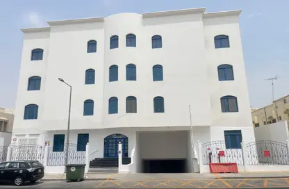 شقة - 3 غرف نوم - 3 حمامات للايجار في شارع المطار القديم - طريق المطار القديم - الدوحة