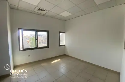 Office Space - Studio - 1 Bathroom for rent in Salwa Road - Old Industrial Area - Al Rayyan - Doha