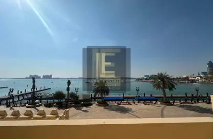 تاون هاوس - 2 غرف نوم - 3 حمامات للايجار في طريق بورتو الغربي - بورتو أرابيا - جزيرة اللؤلؤة - الدوحة