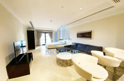 Apartment - Studio - 1 Bathroom for rent in Porto Arabia - The Pearl Island - Doha