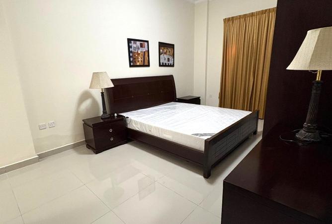 953274 - Property Image 2