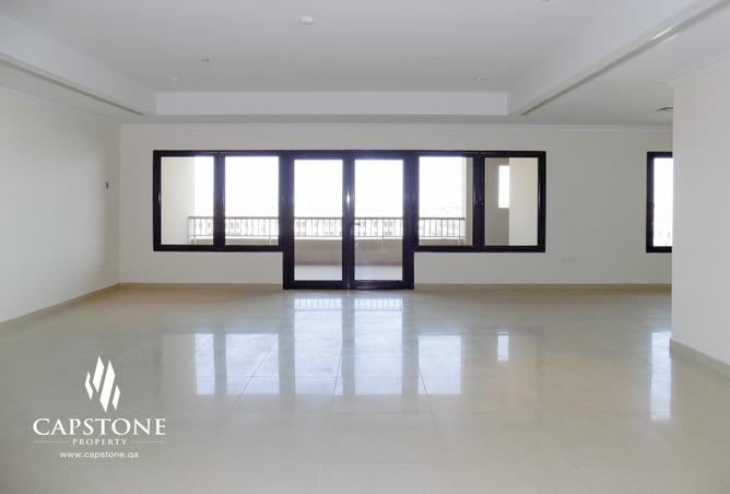 955802 - Property Main Image